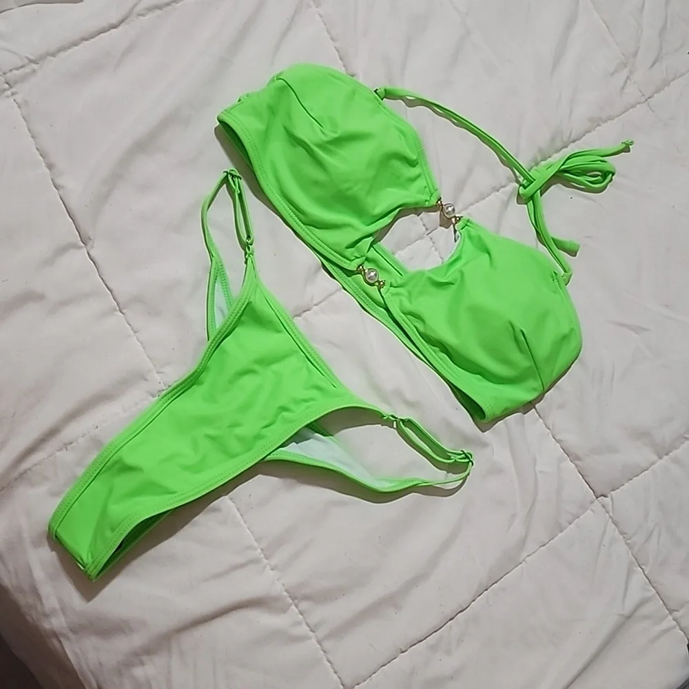 Thong bikini - Picture 3 of 9